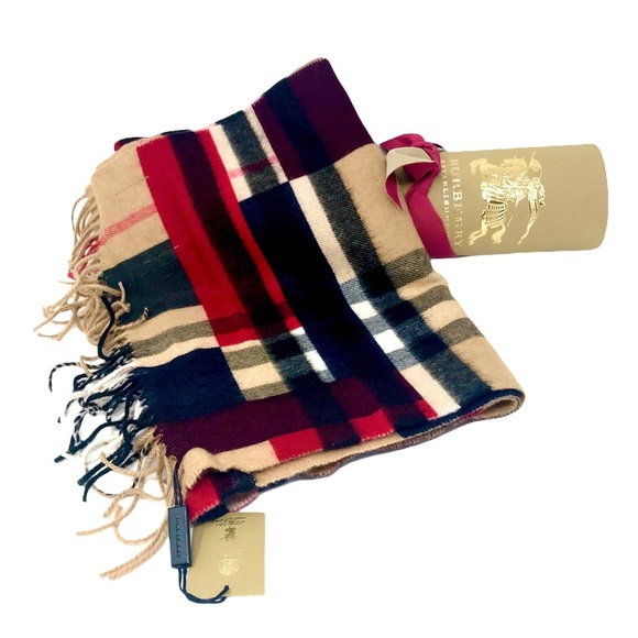 NWT Burberry Reversible Cashmere Scarf - Picture 5 of 6